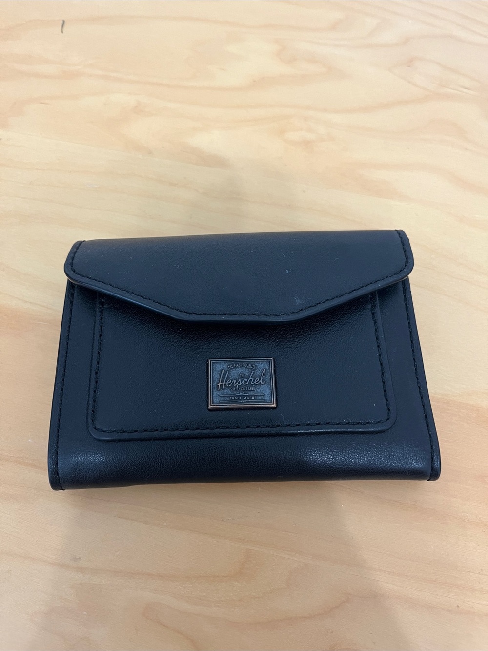 Herschel Supply Company Black Compact Fold Wallet with Logo Plaque